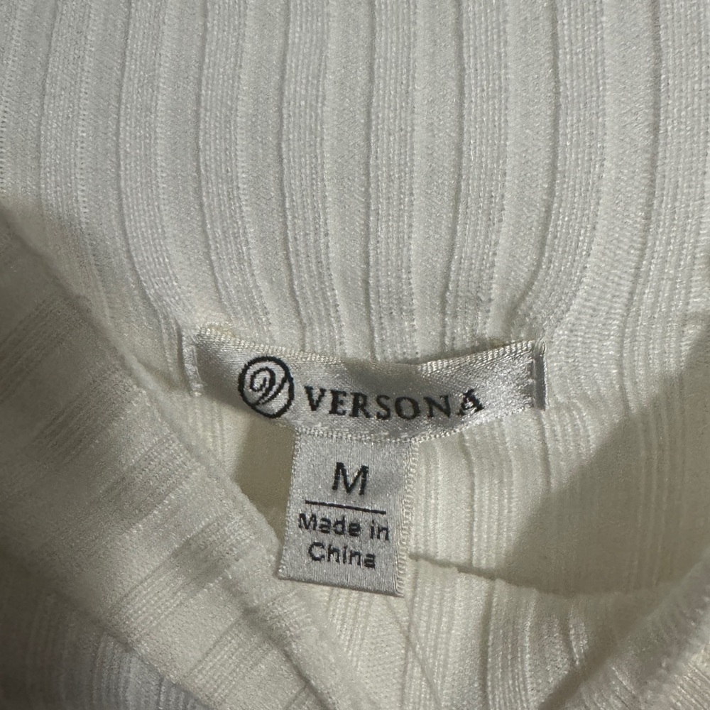 Versona White Ribbed Top - Picture 3 of 3
